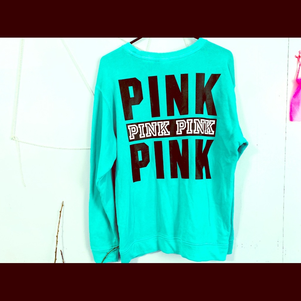 💕PINK long sleeve medium Tee shirt.